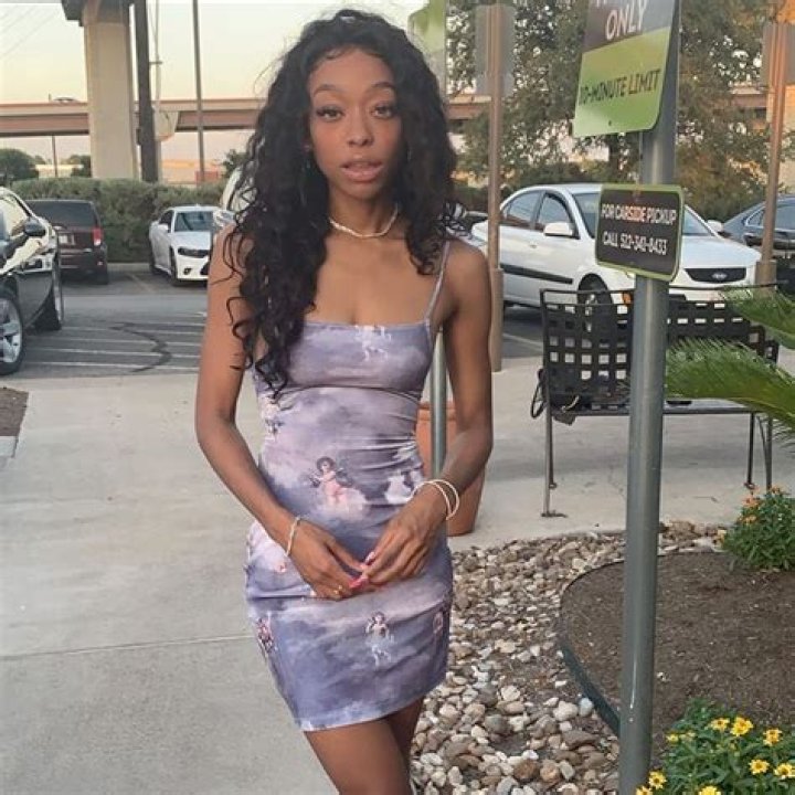 Who is Chyna Unique Dating Now