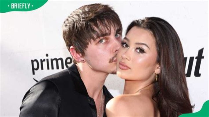 Who is Colby Brock Dating Now