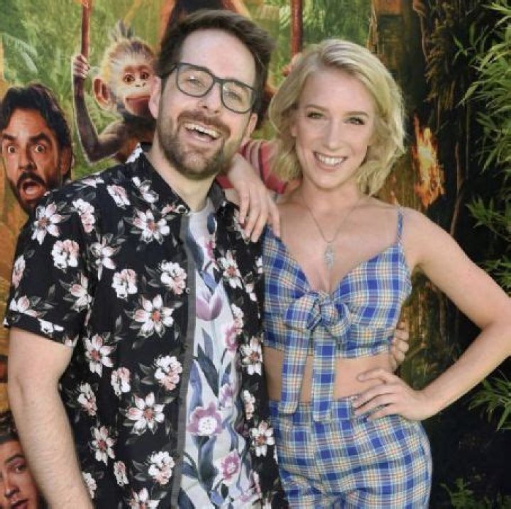 Who is Courtney Miller Dating Now