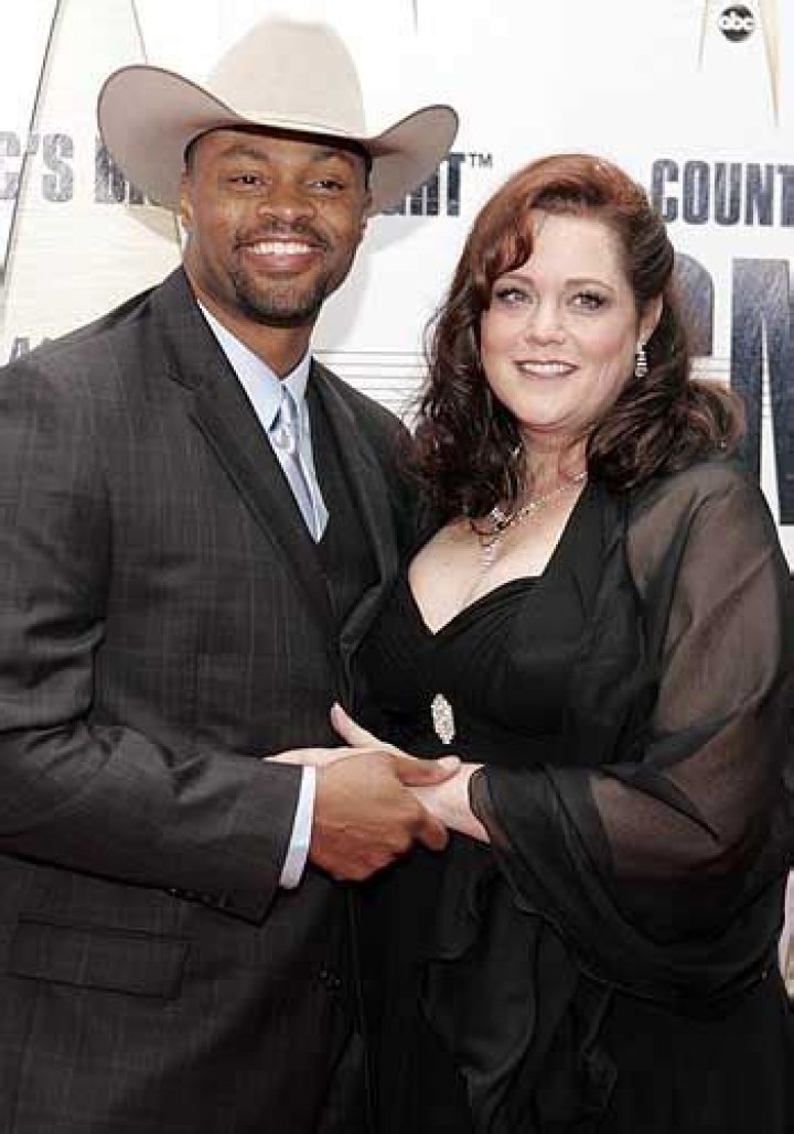 Who is Cowboy Troy Dating Now