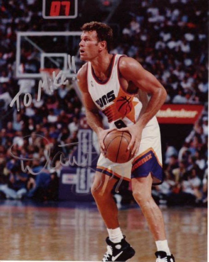 Who is Dan Majerle Dating Now