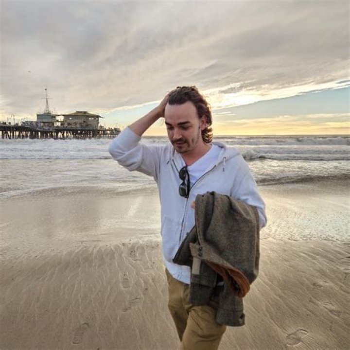 Who is Daniel Clark Dating Now?