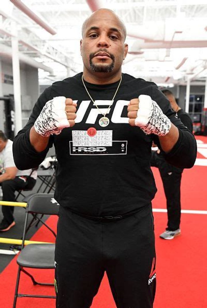 Who is Daniel Cormier Dating Now