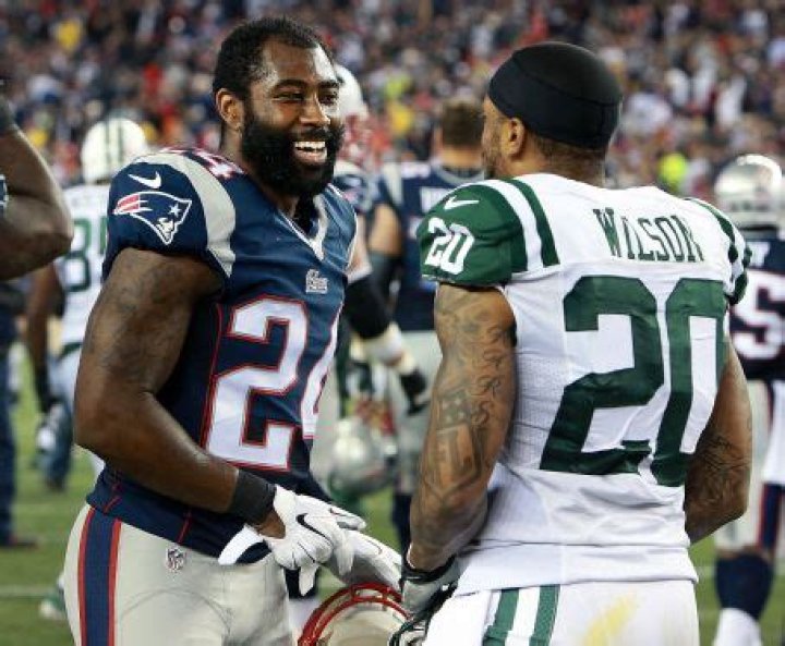 Who is Darrelle Revis Dating Now