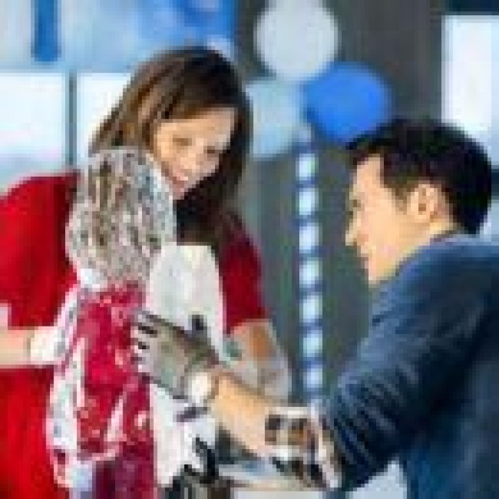 Who is David Alpay Dating Now