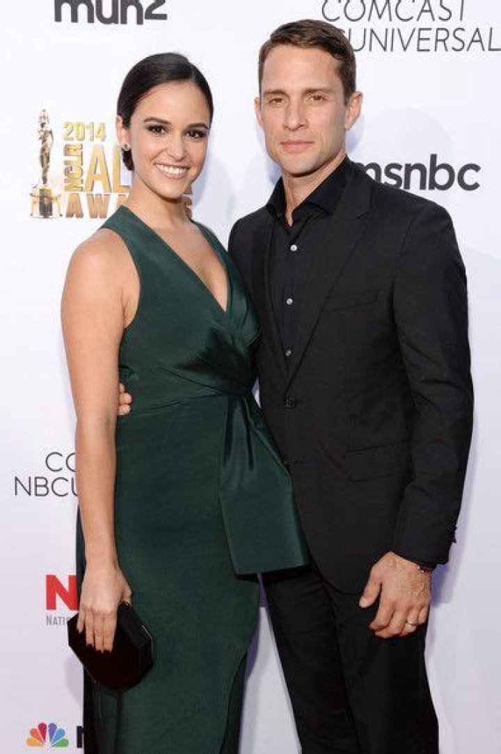 Who is David Fumero Dating Now?