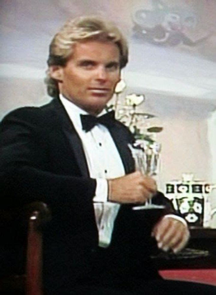 Who is David Gibbs Dating Now