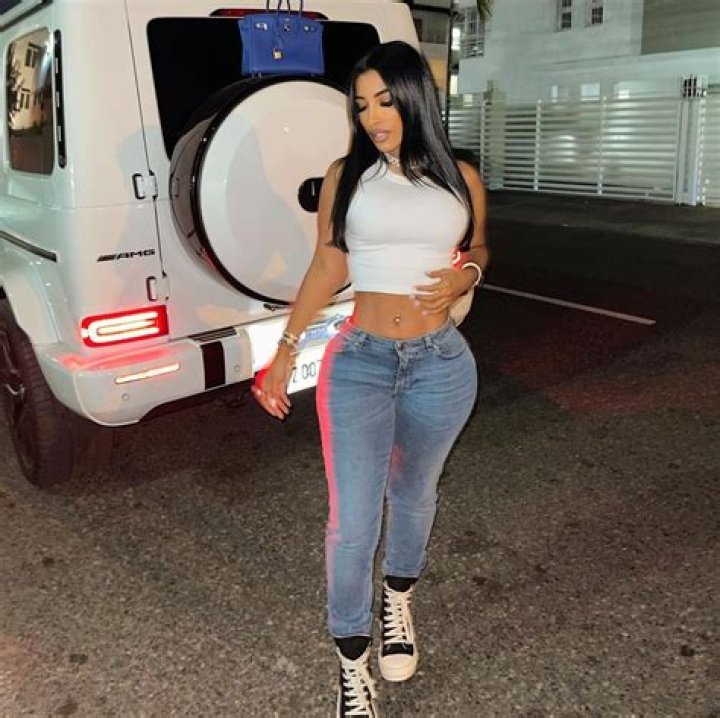 Who is Delianna Urena Dating Now?