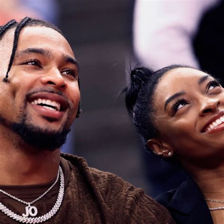 Who is Deorro Dating Now