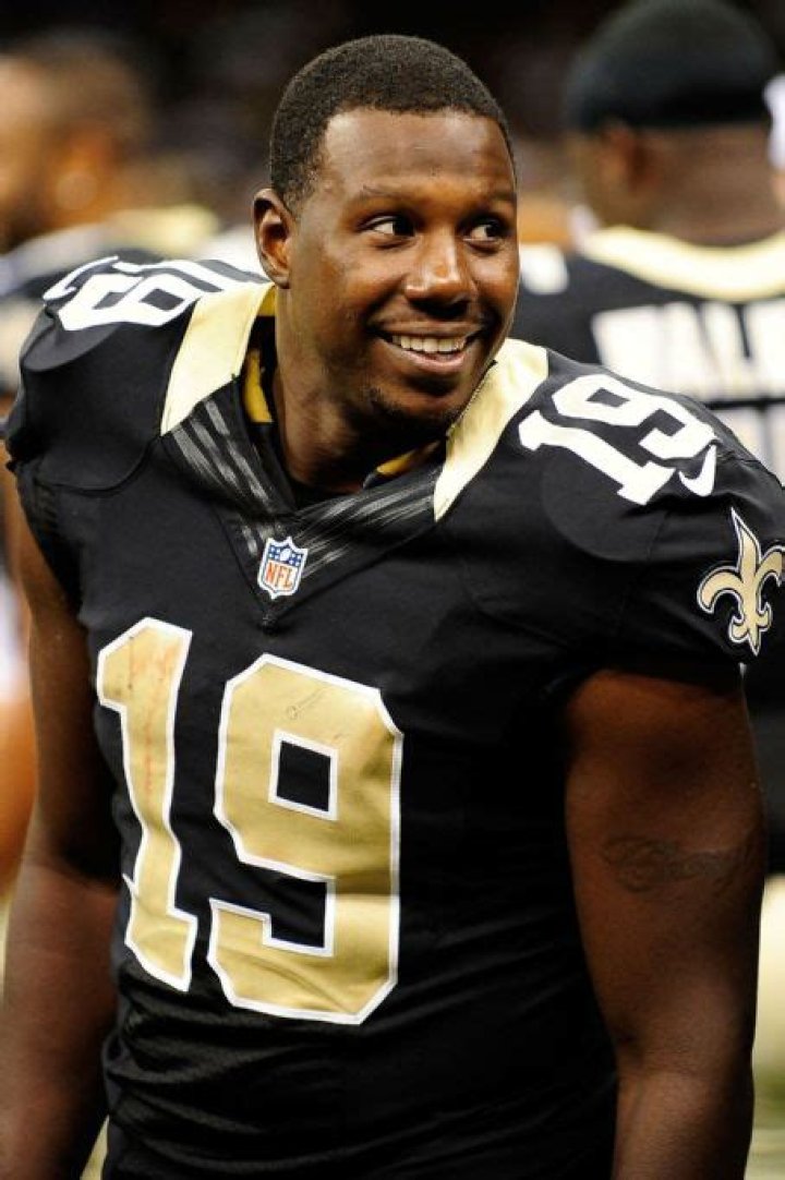 Who is Devery Henderson Dating Now?