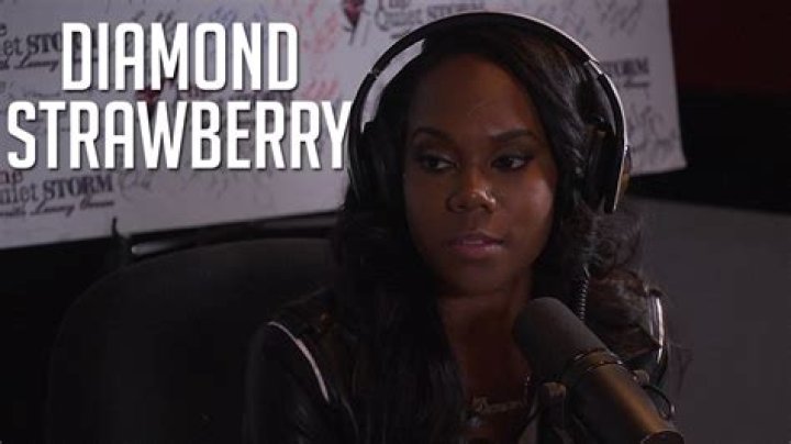 Who is Diamond Strawberry Dating Now?