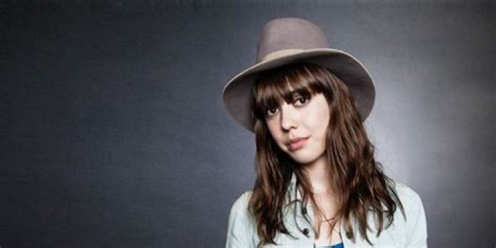 Who is Diane Birch Dating Now