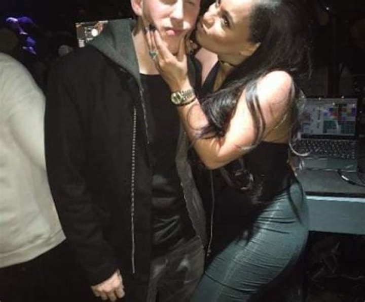 Who is DJ Drewski Dating Now?
