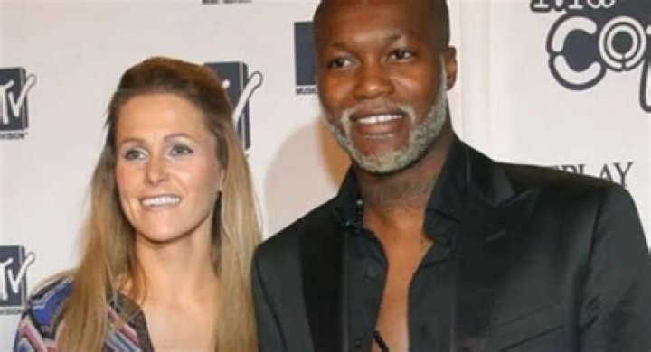 Who is Djibril Cisse Dating Now