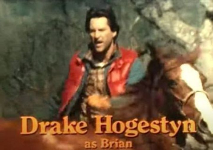 Who is Drake Hogestyn Dating Now