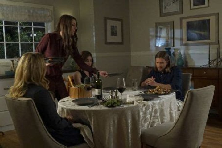 Who is Dre Davis Dating Now?