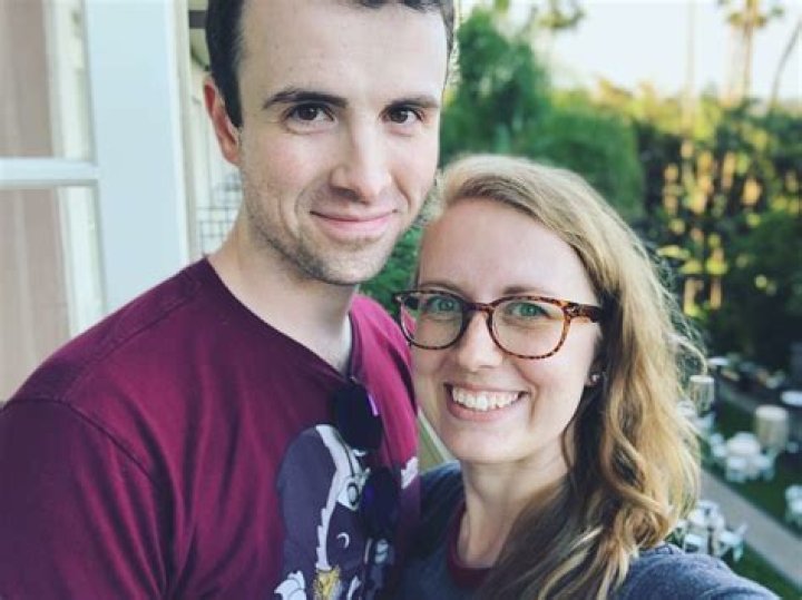 Who is DrLupo Dating Now?