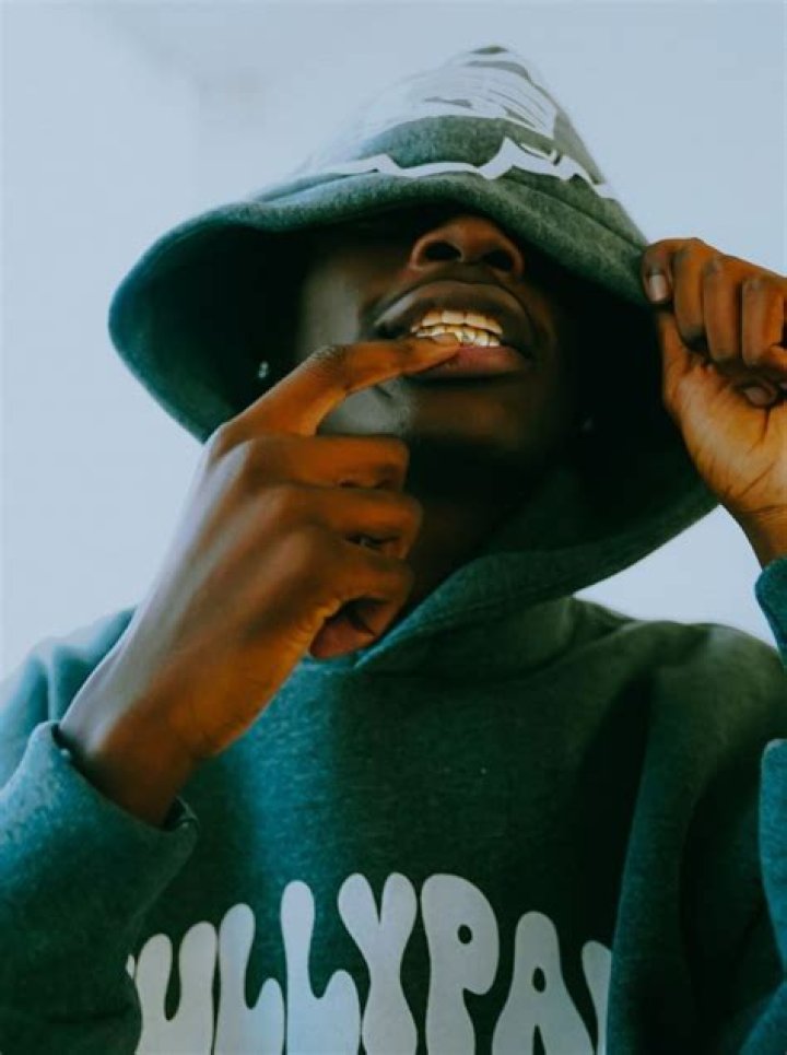 Who is EJay StayTrill Dating Now?