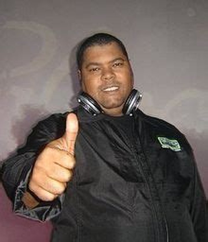 Who is El Chombo Dating Now