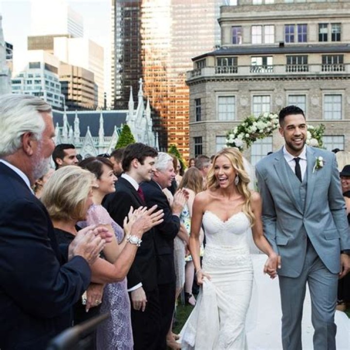 Who is Elaine Alden Fields Dating Now