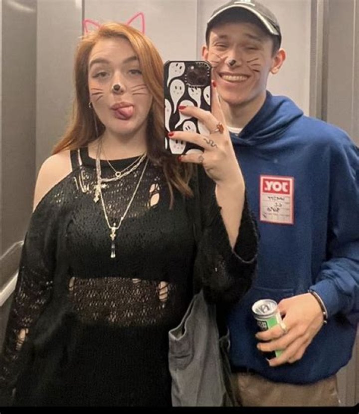 Who is Eleanor Neale Dating Now