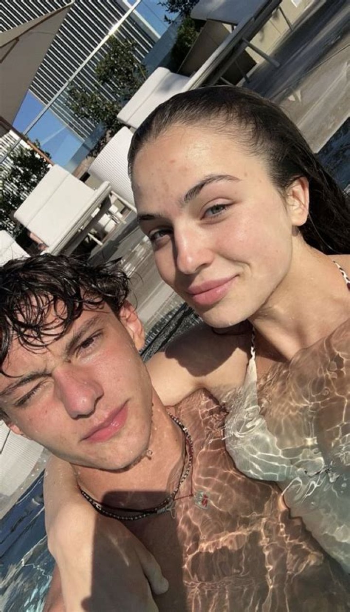 Who is Eli-Mac Dating Now