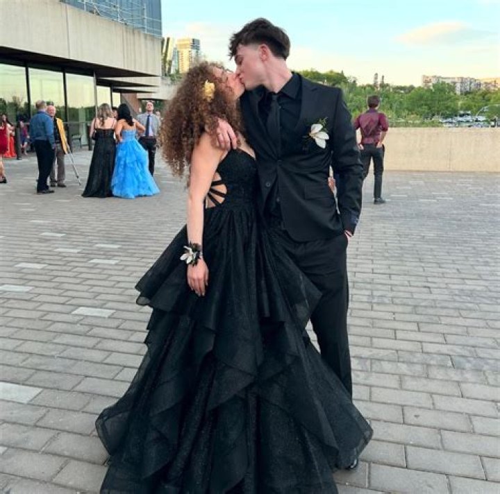 Who is Eliana Girard Dating Now?