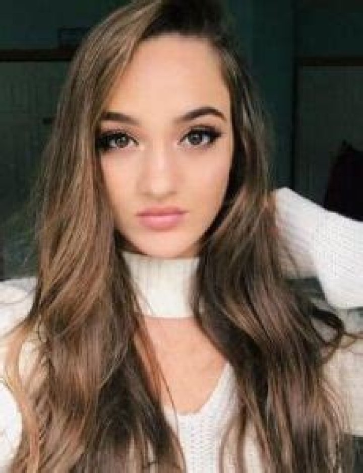 Who is Elijah Wireman Dating Now