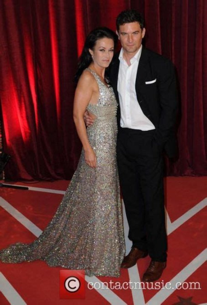 Who is Elisabeth Dermot Walsh Dating Now?