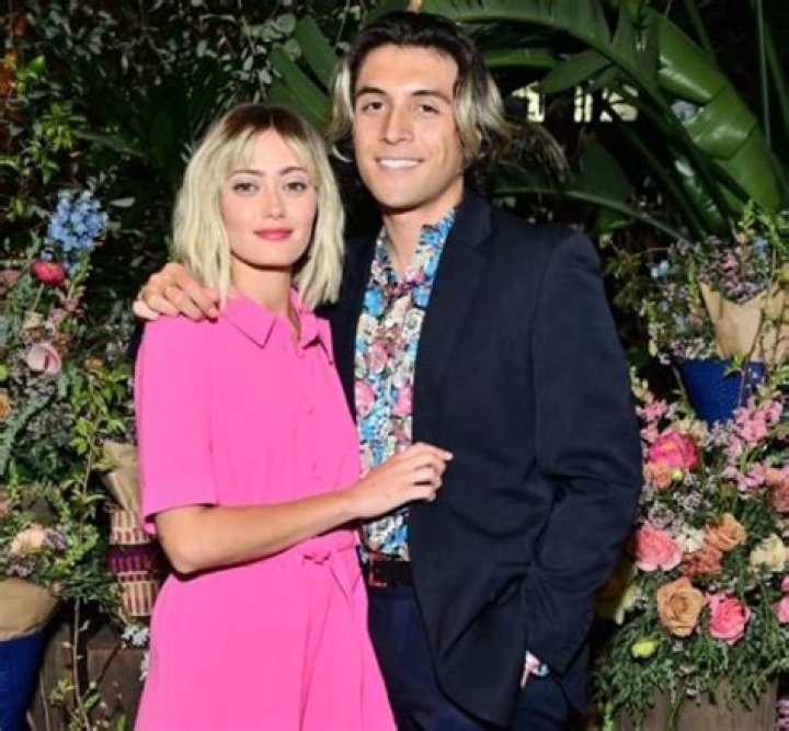 Who is Ella Purnell Dating Now