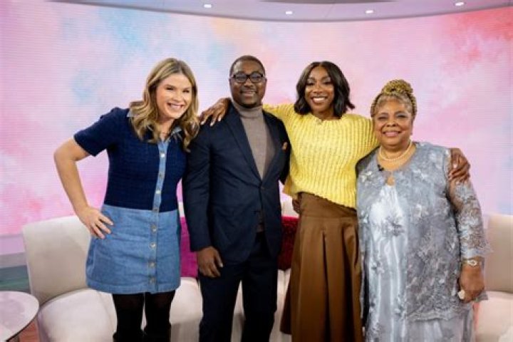 Who is Emeka Okafor Dating Now