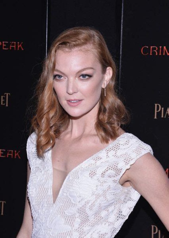 Who is Emily Coutts Dating Now