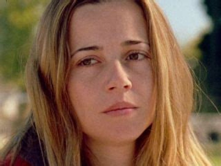 Who is Emma Rayne Lyle Dating Now?