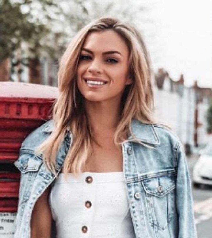 Who is Emma Walsh Dating Now?