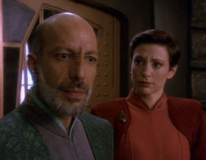Who is Erick Avari Dating Now