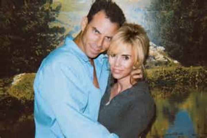 Who is Erik Vendt Dating Now?