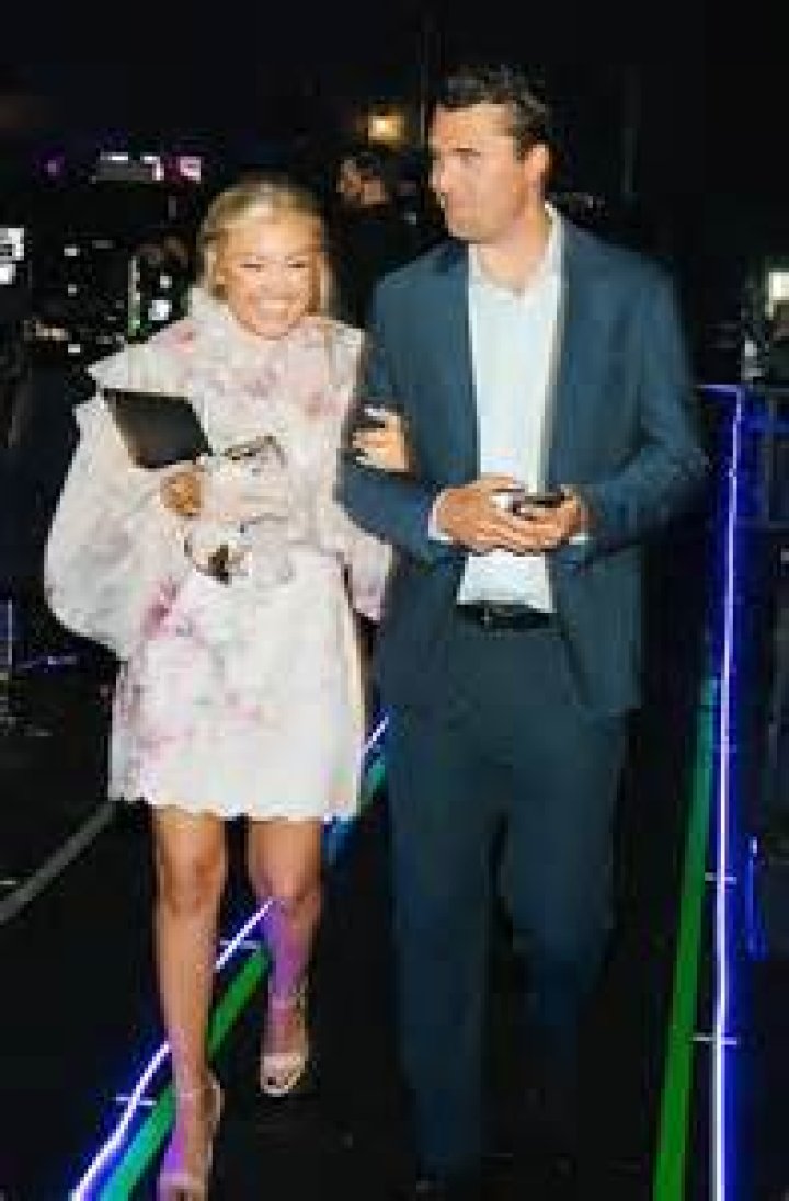 Who is Erika Bowes Dating Now