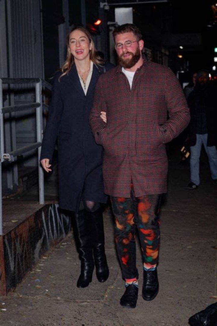 Who is Este Haim Dating Now