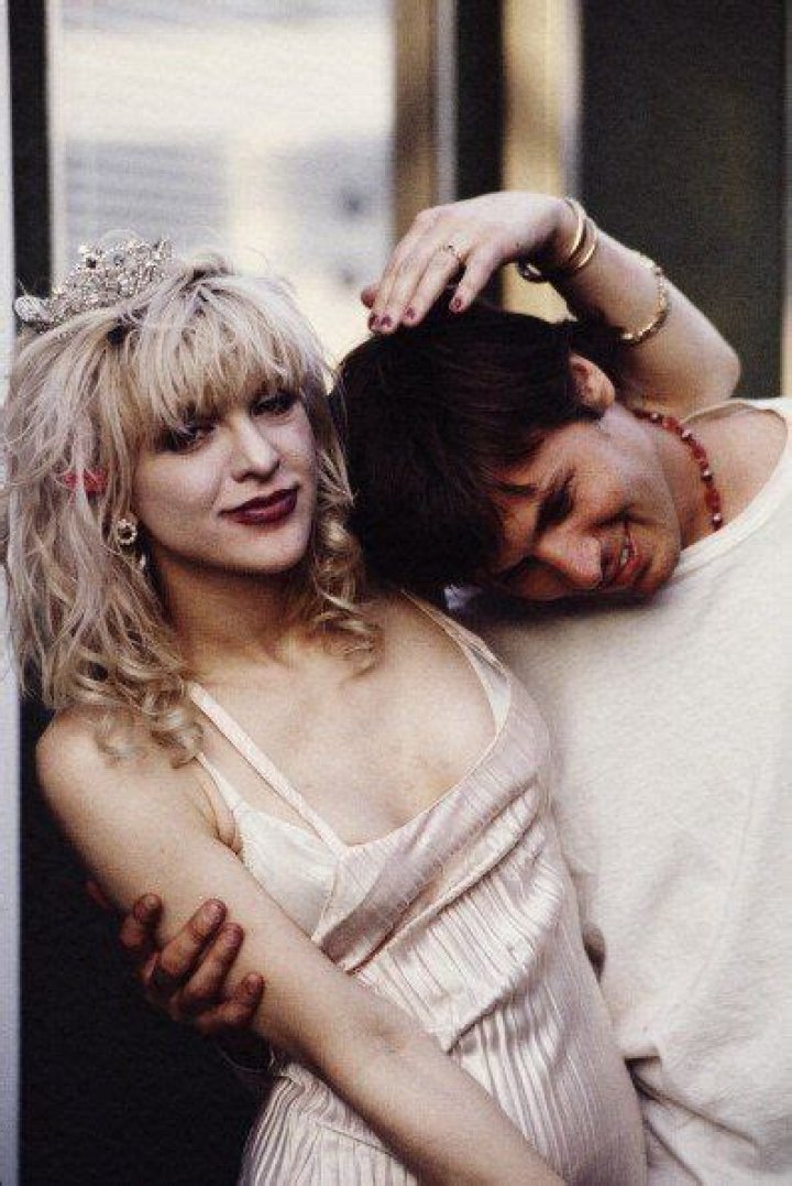 Who is Evan Dando Dating Now