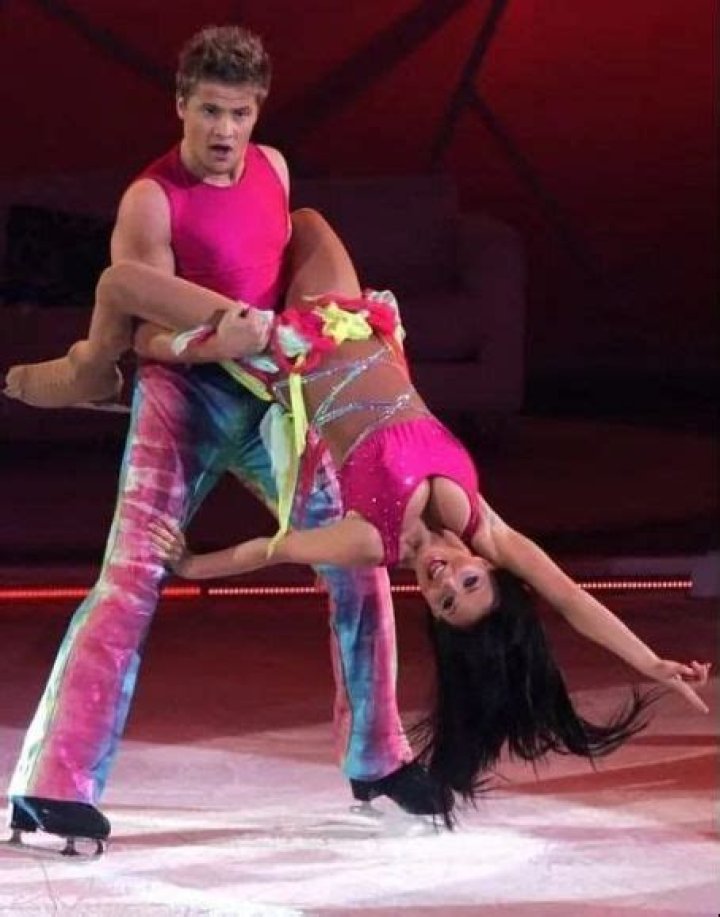 Who is Ewa Sonnet Dating Now