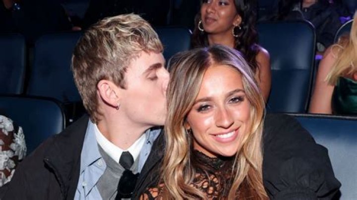 Who is Flebsy Dating Now?