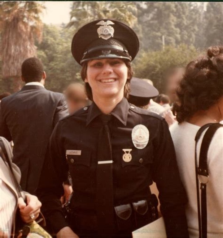 Who is Flint Rasmussen Dating Now