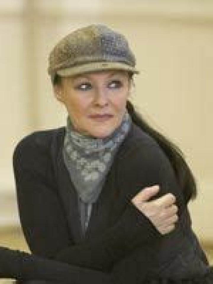 Who is Frances Barber Dating Now