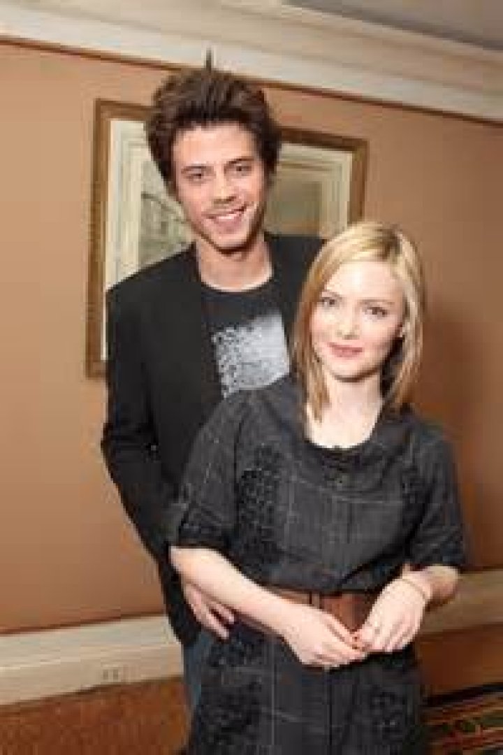 Who is Francois Arnaud Dating Now