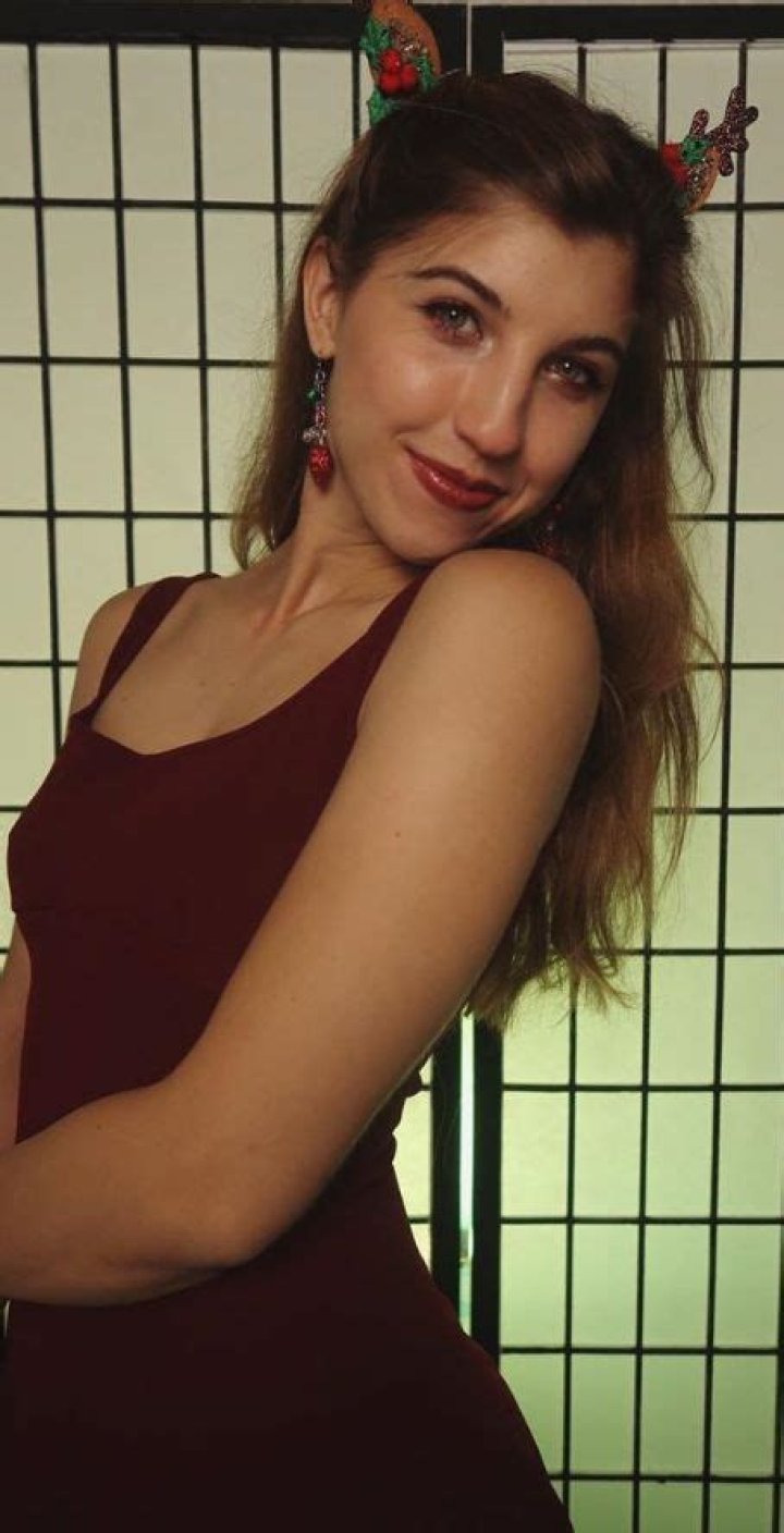 Who is Frivolous Fox Dating Now?