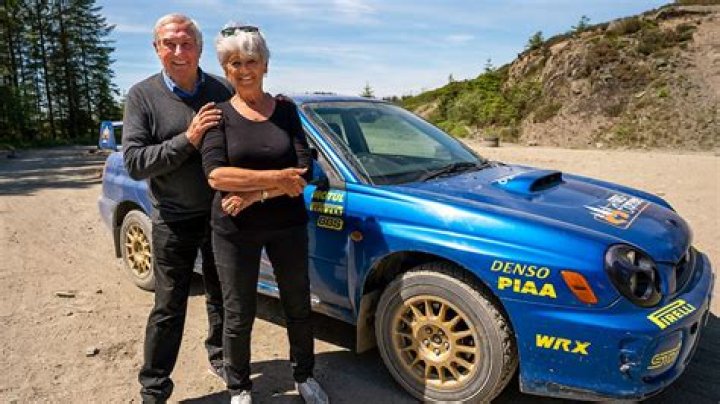 Who is Gareth Edwards Dating Now