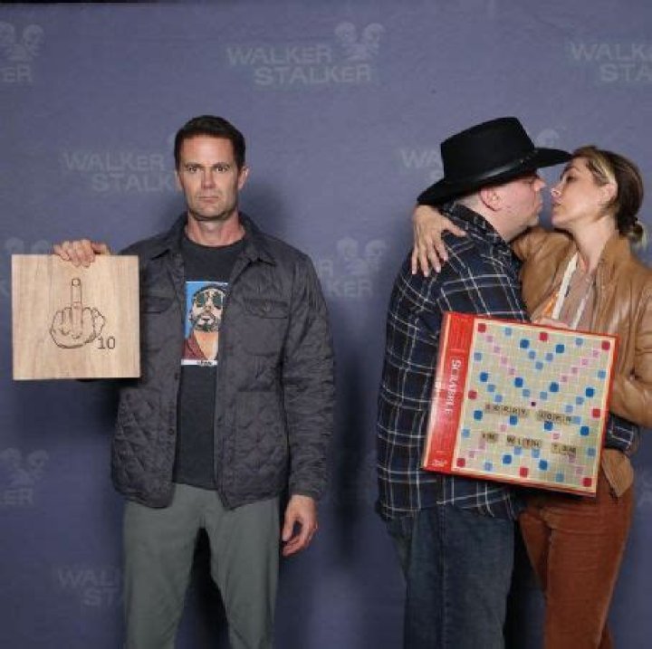 Who is Garret Dillahunt Dating Now