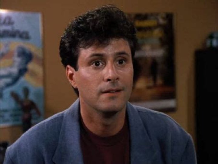 Who is Gary Kroeger Dating Now