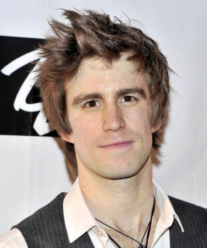 Who is Gavin Creel Dating Now