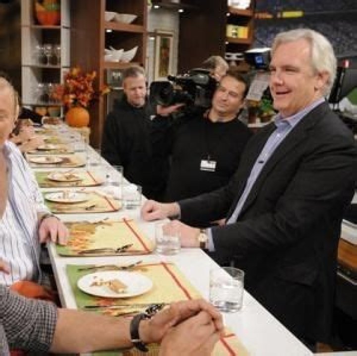 Who is Gordon Elliott Dating Now?